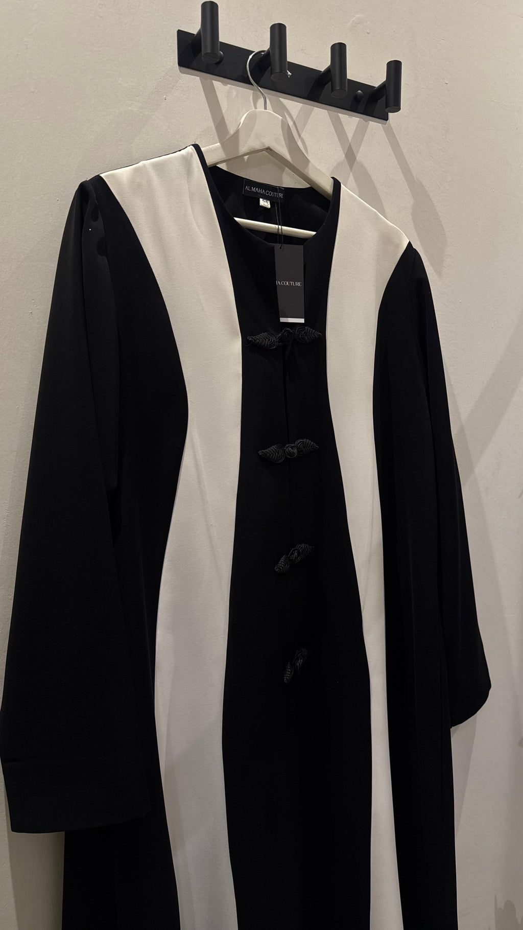 Abaya Sierra