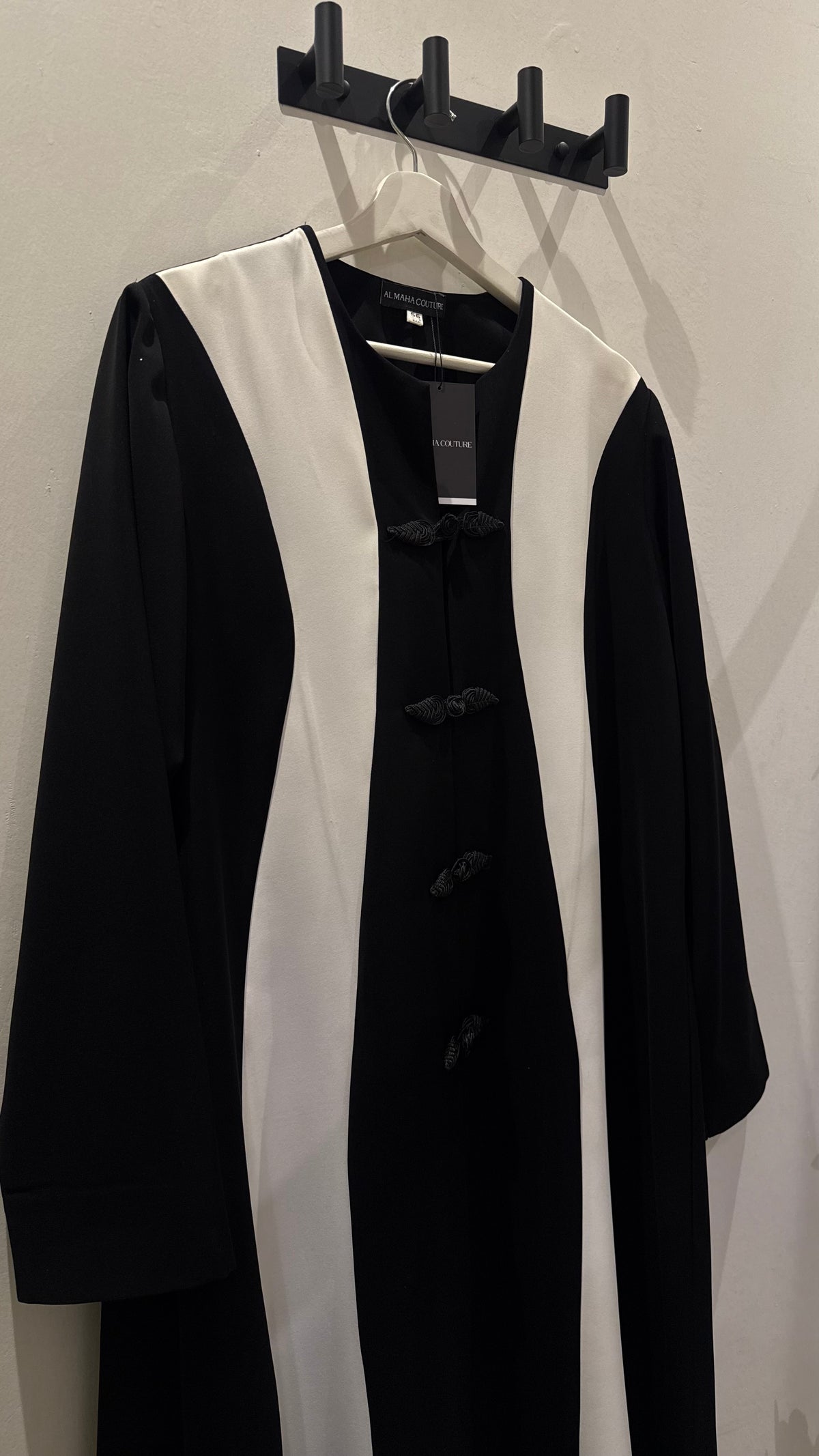 Abaya Sierra