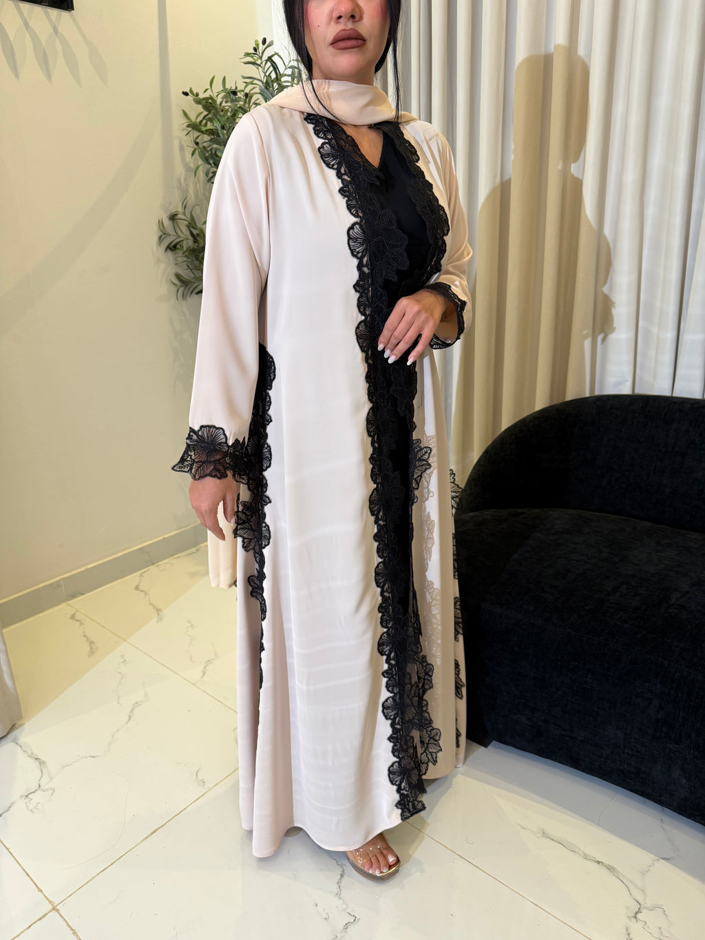 Alyasmin Abaya with Sheila