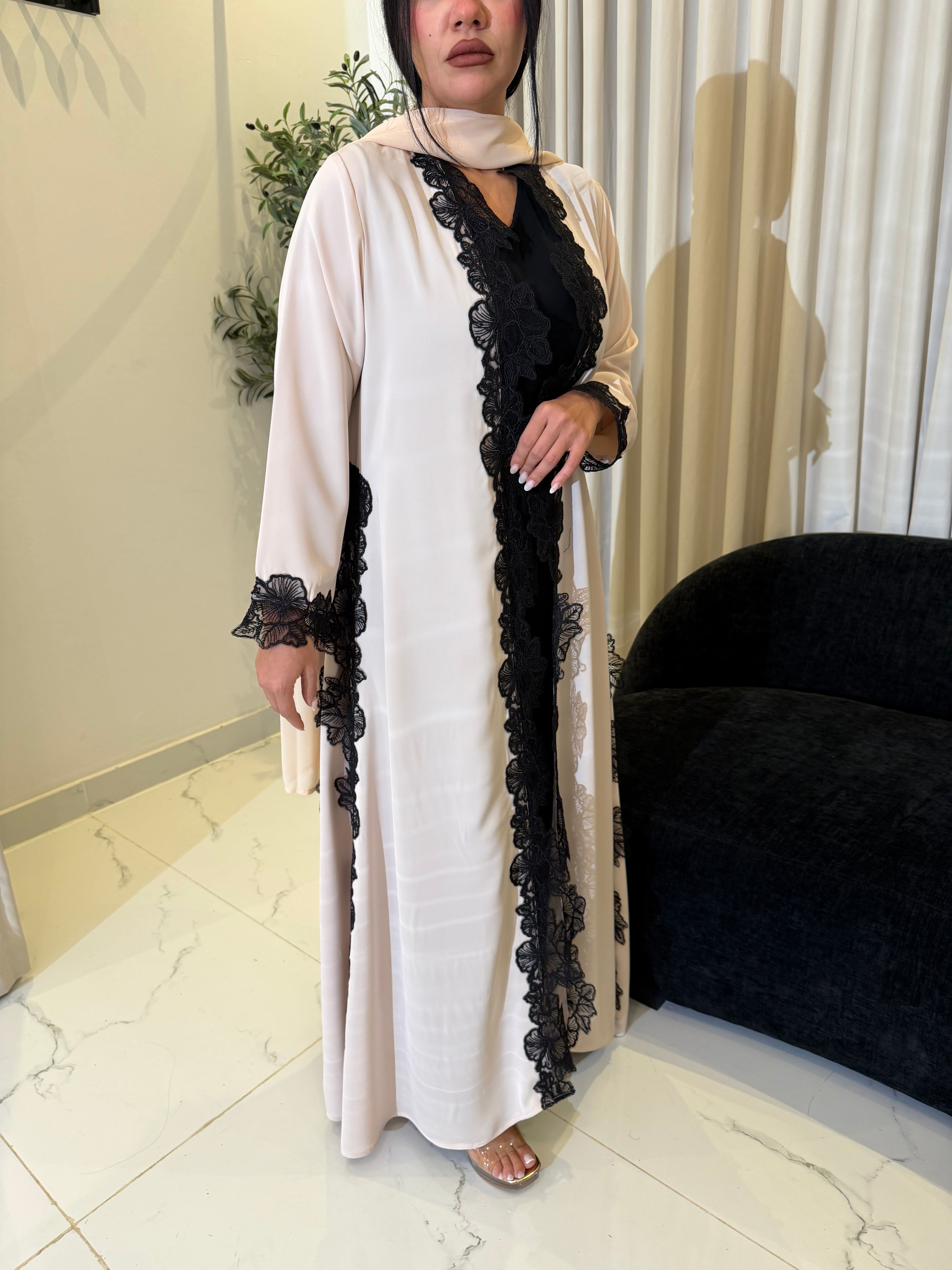 Alyasmin Abaya with Sheila