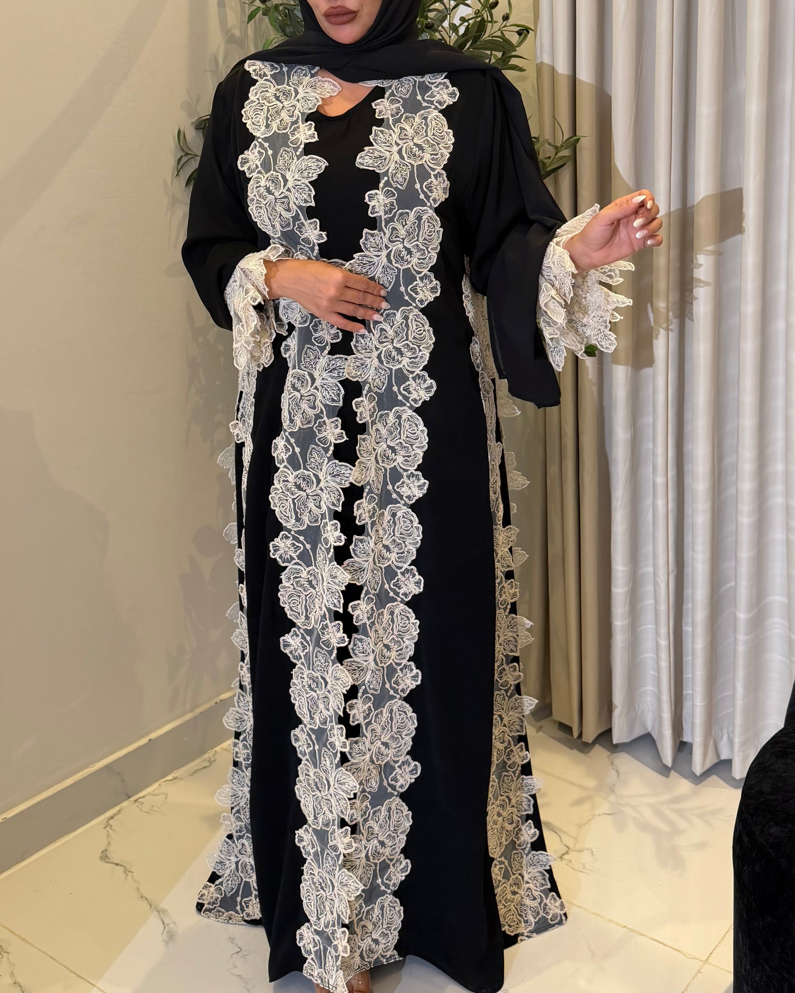 Almaha Abaya with Sheila