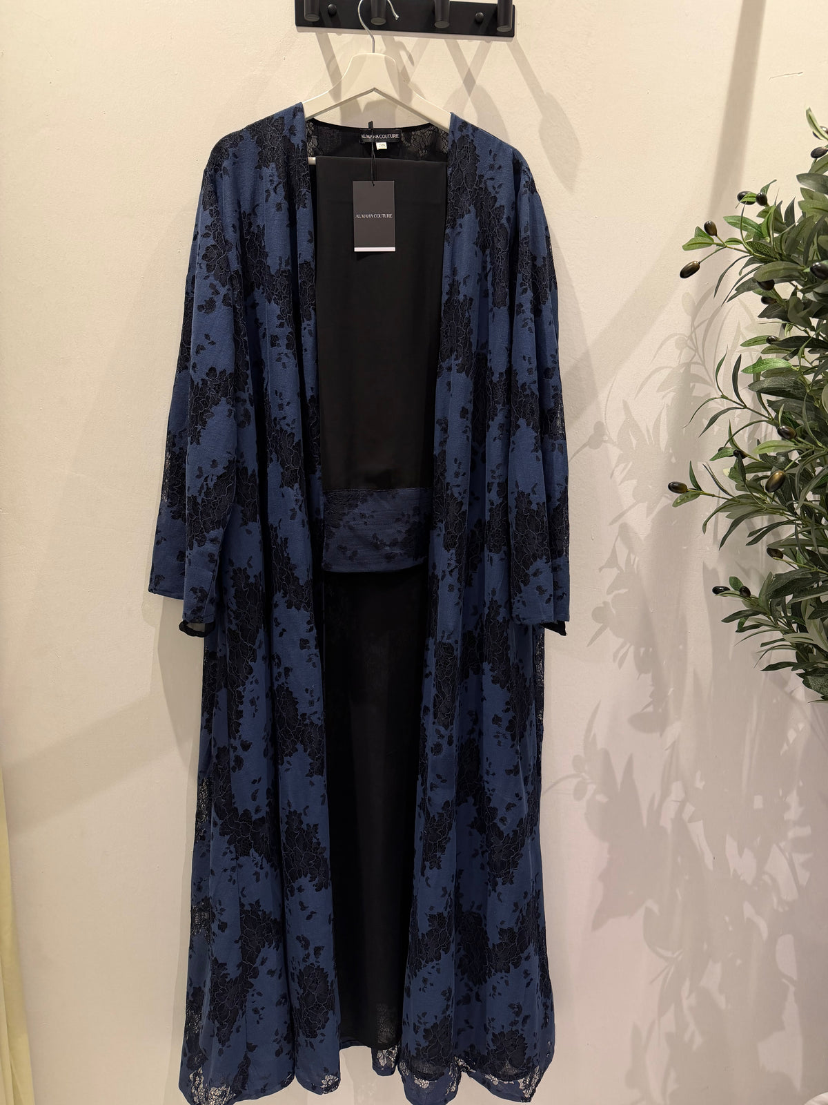 Nareen Abaya