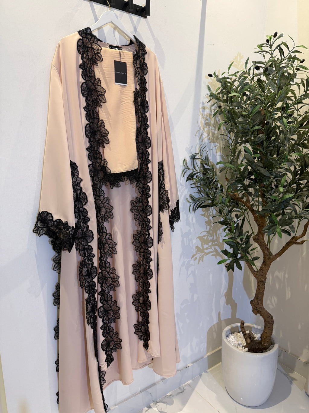 Alyasmin Abaya with Sheila
