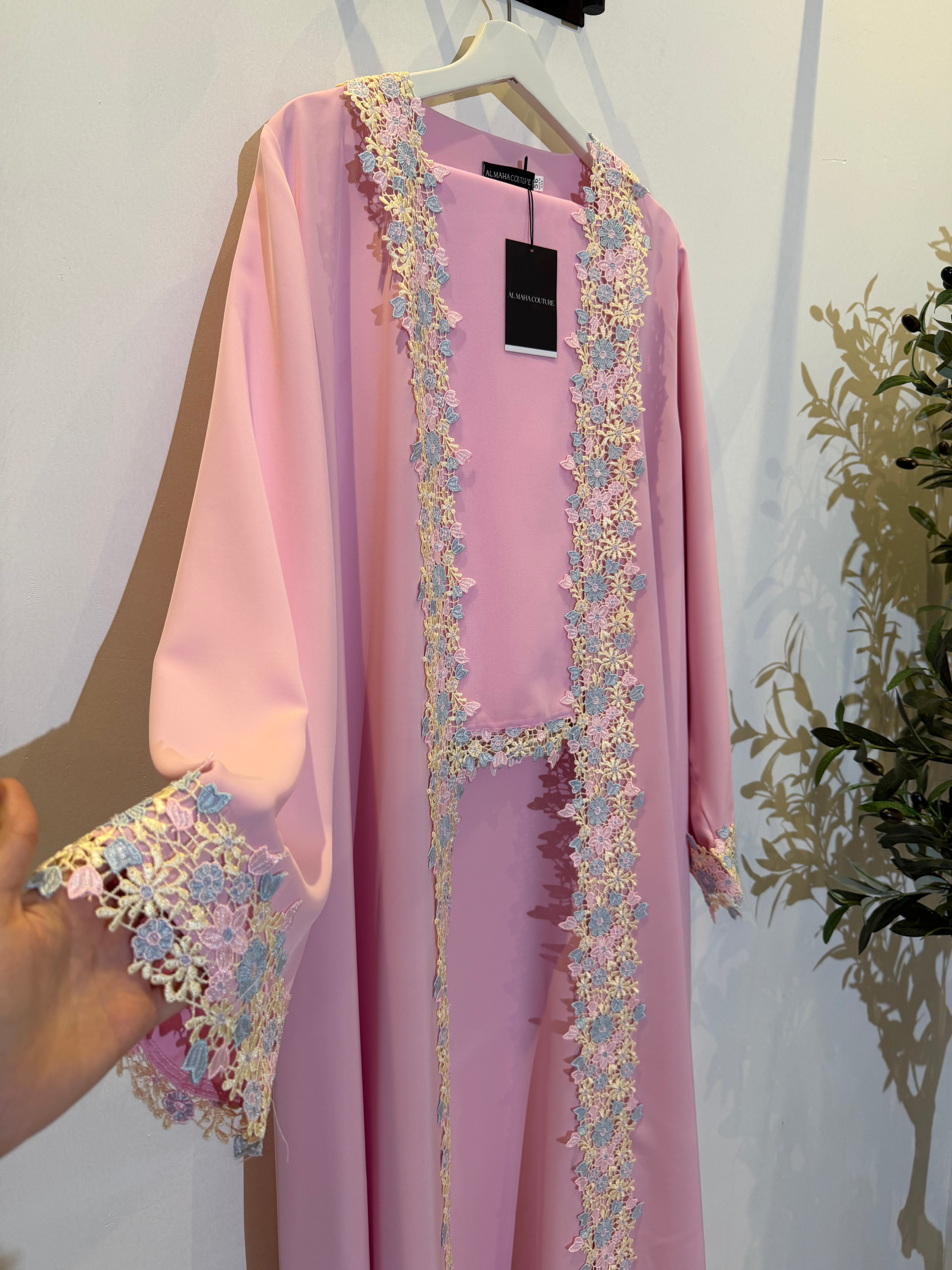 Layan Lace Abaya Set – Pink