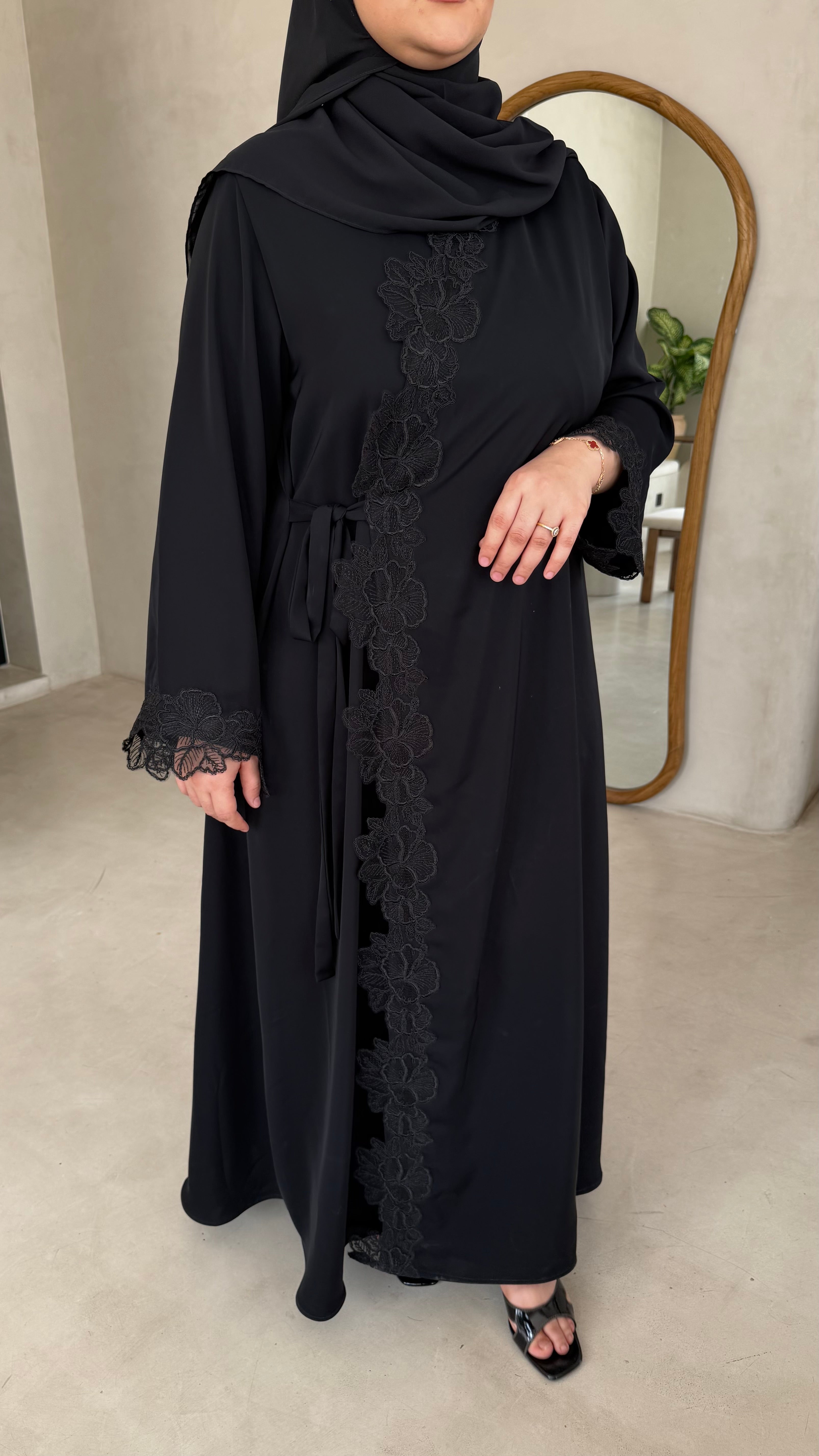 Abaya Meera