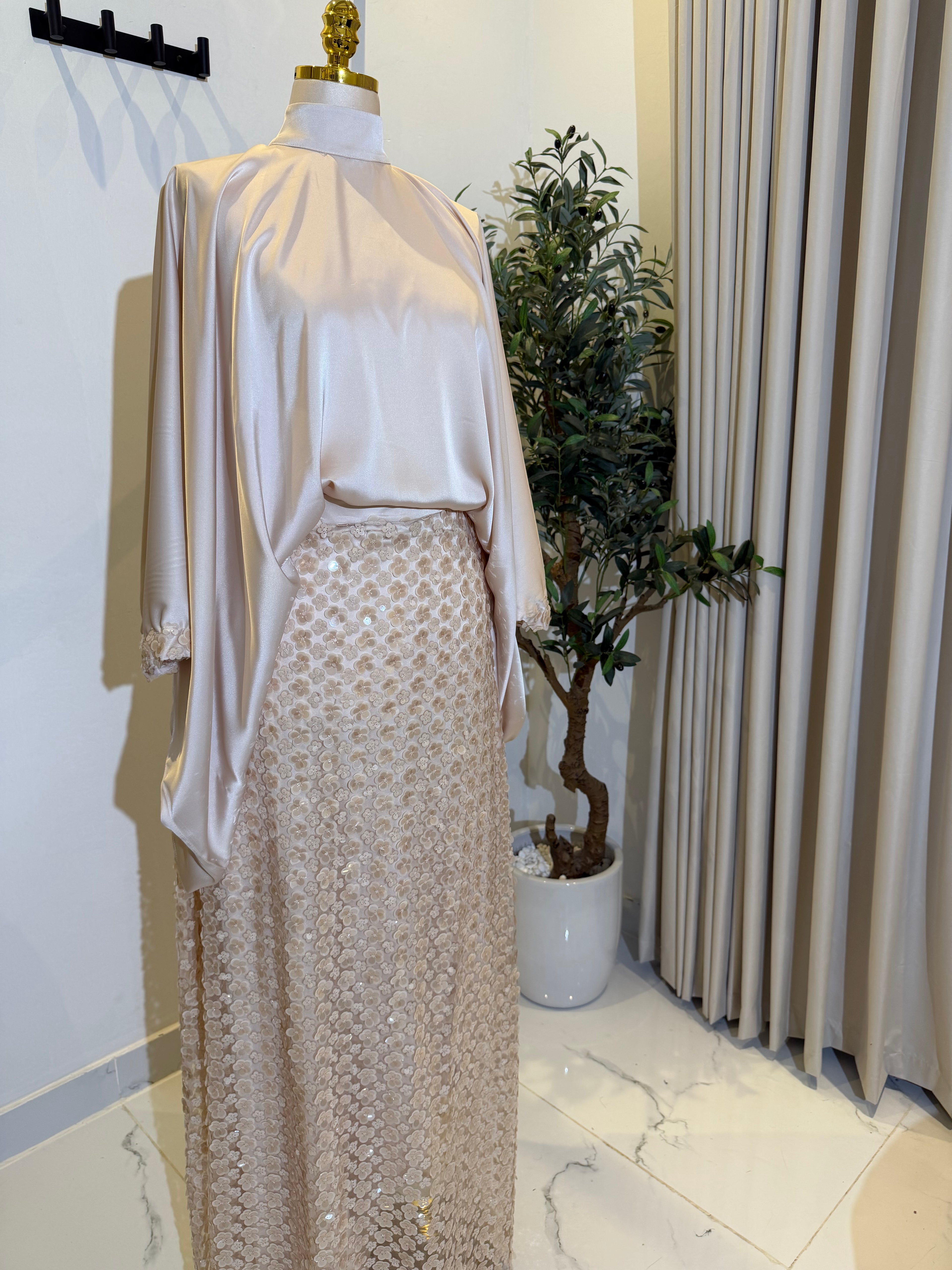 Alia Sequin Skirt Set – Beige