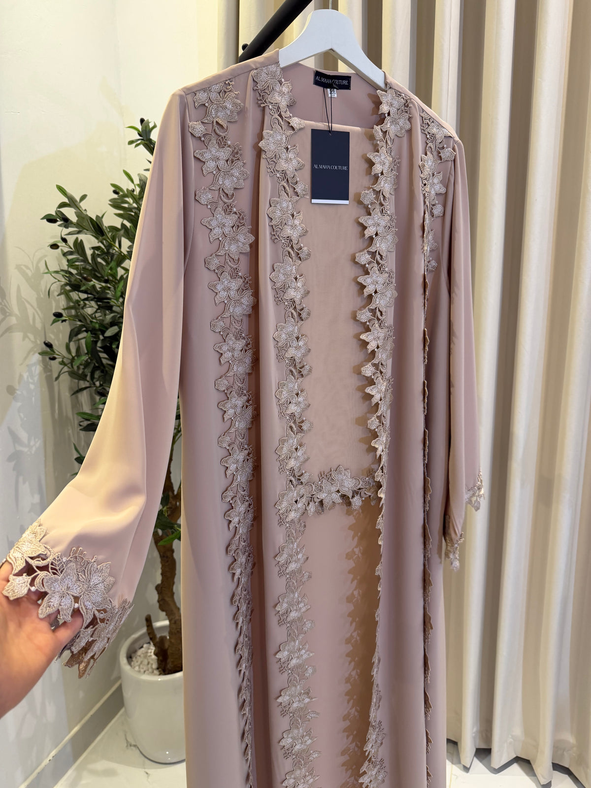 Hana Abaya