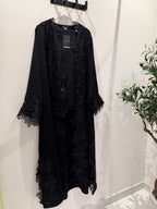 Noir Élégance abaya