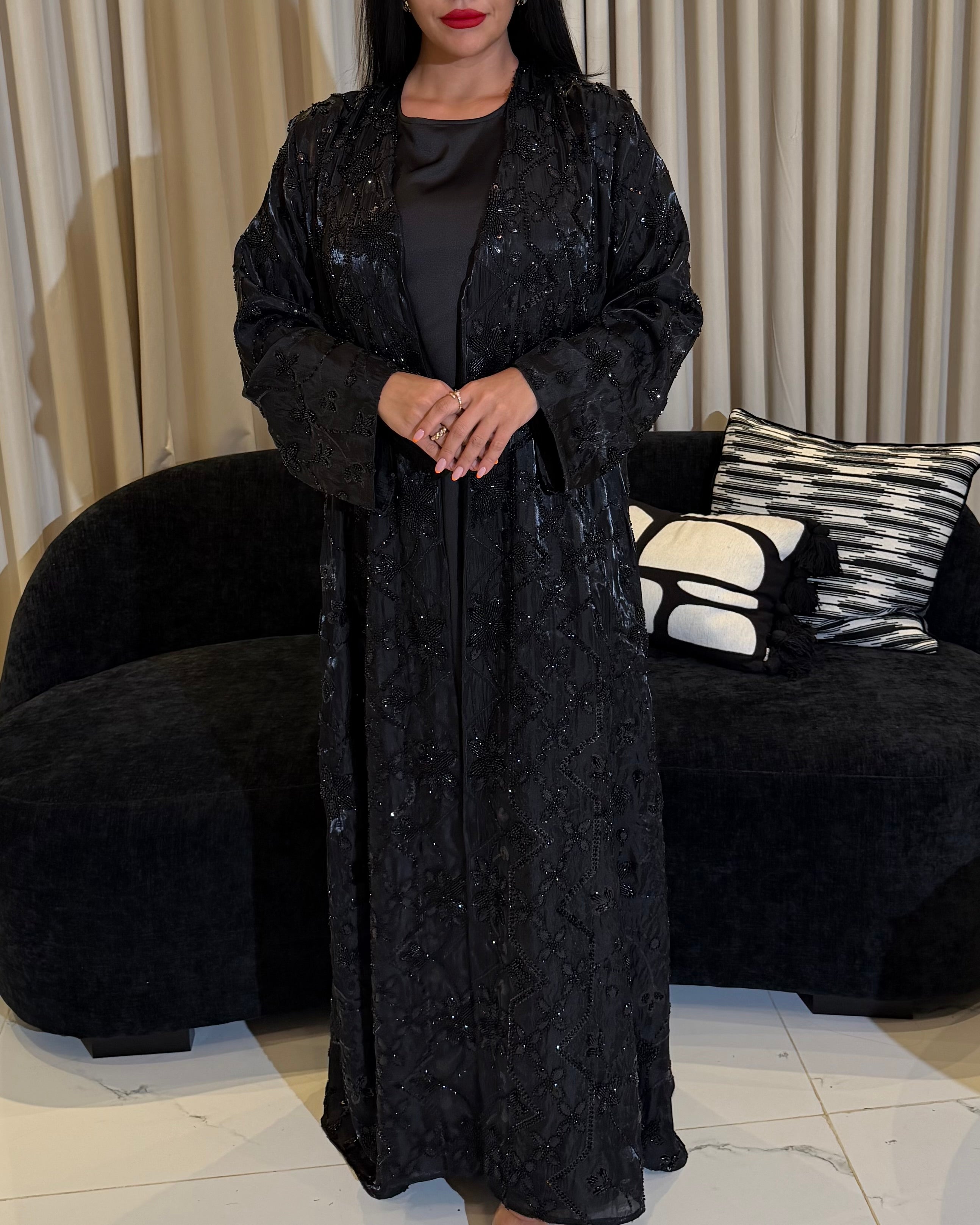 Mahra Luxury 3-Piece Set – Pearl & Strass Abaya 🖤