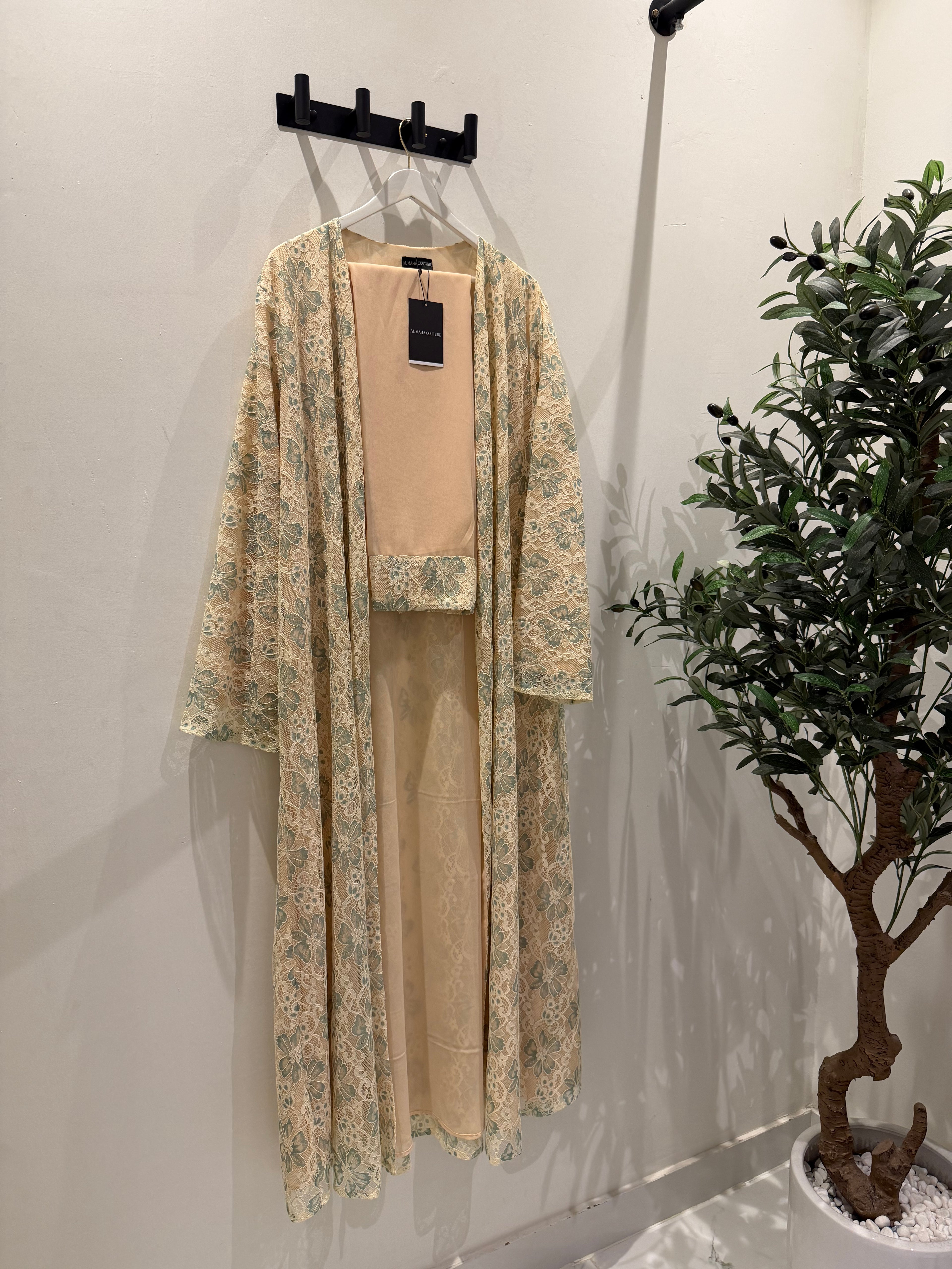 Serena Lace Abaya - Ivory Beige