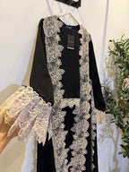 Almaha Abaya with Sheila