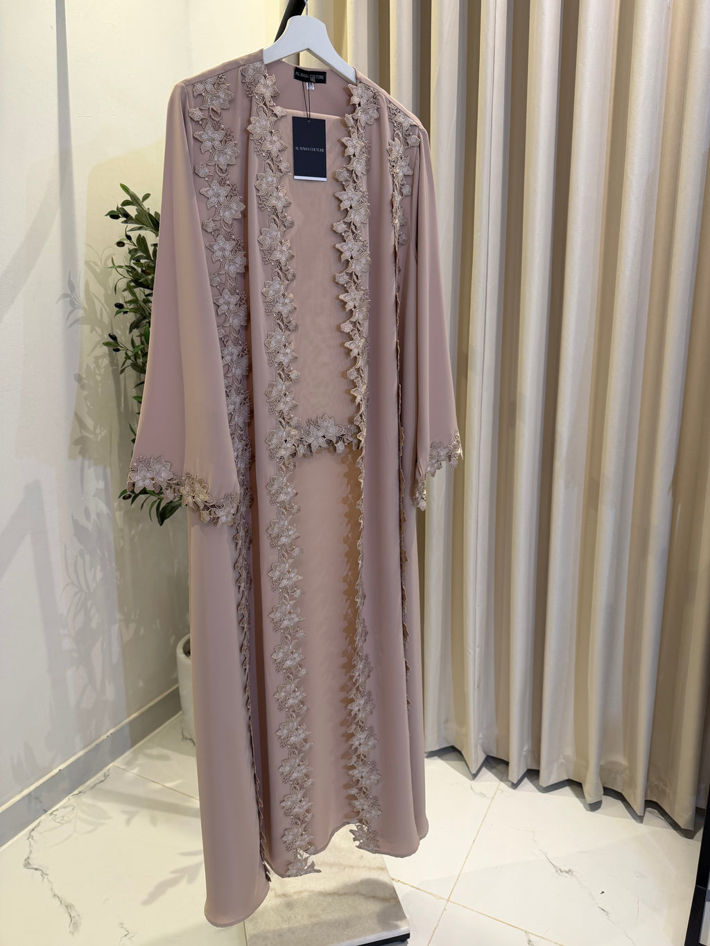 Hana Abaya