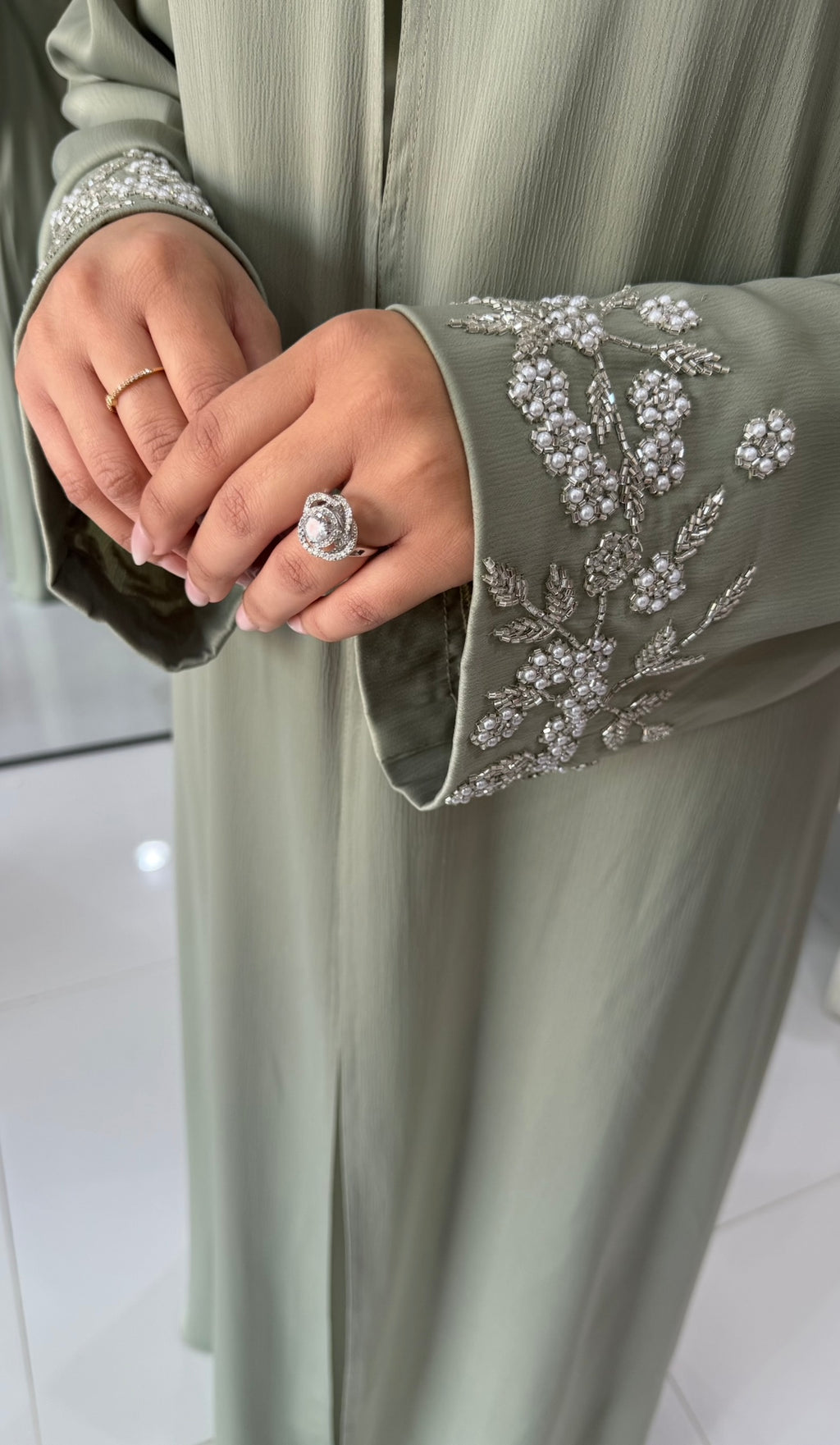 Nalia Sage Abaya