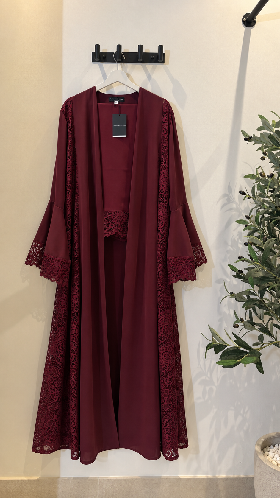 Abaya Loana II