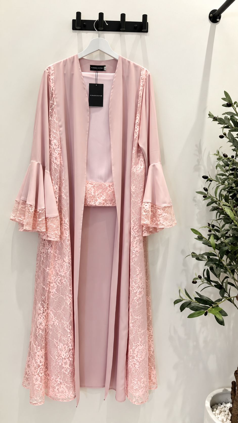Abaya Loana III