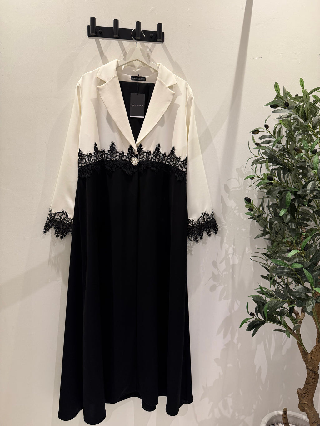 Abaya White lace